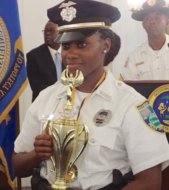 Police Officer Kenesha Simmonds was presented the Commissioner Award and recognized for physical fitness excellence.