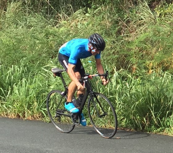 Elite rider Stephen Swanton sprinting to the finish line.