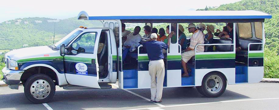 A safari equipped with five bench seats is loaded with several passengers. (Facebook photo) 