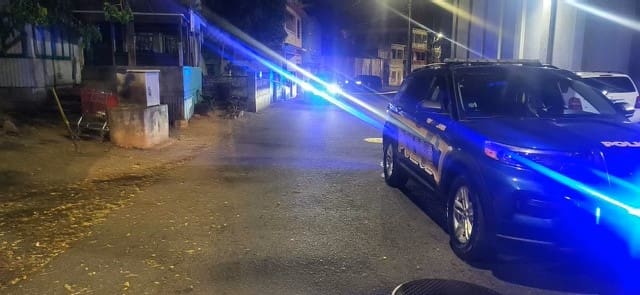 Police respond to a fatal shooting early Friday on lower Kronprindsens Gade, St. Thomas. (Photo courtesy VIPD)