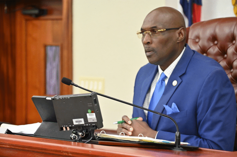Senate Advances St. John Taxi Lease, Holds Funding Bill